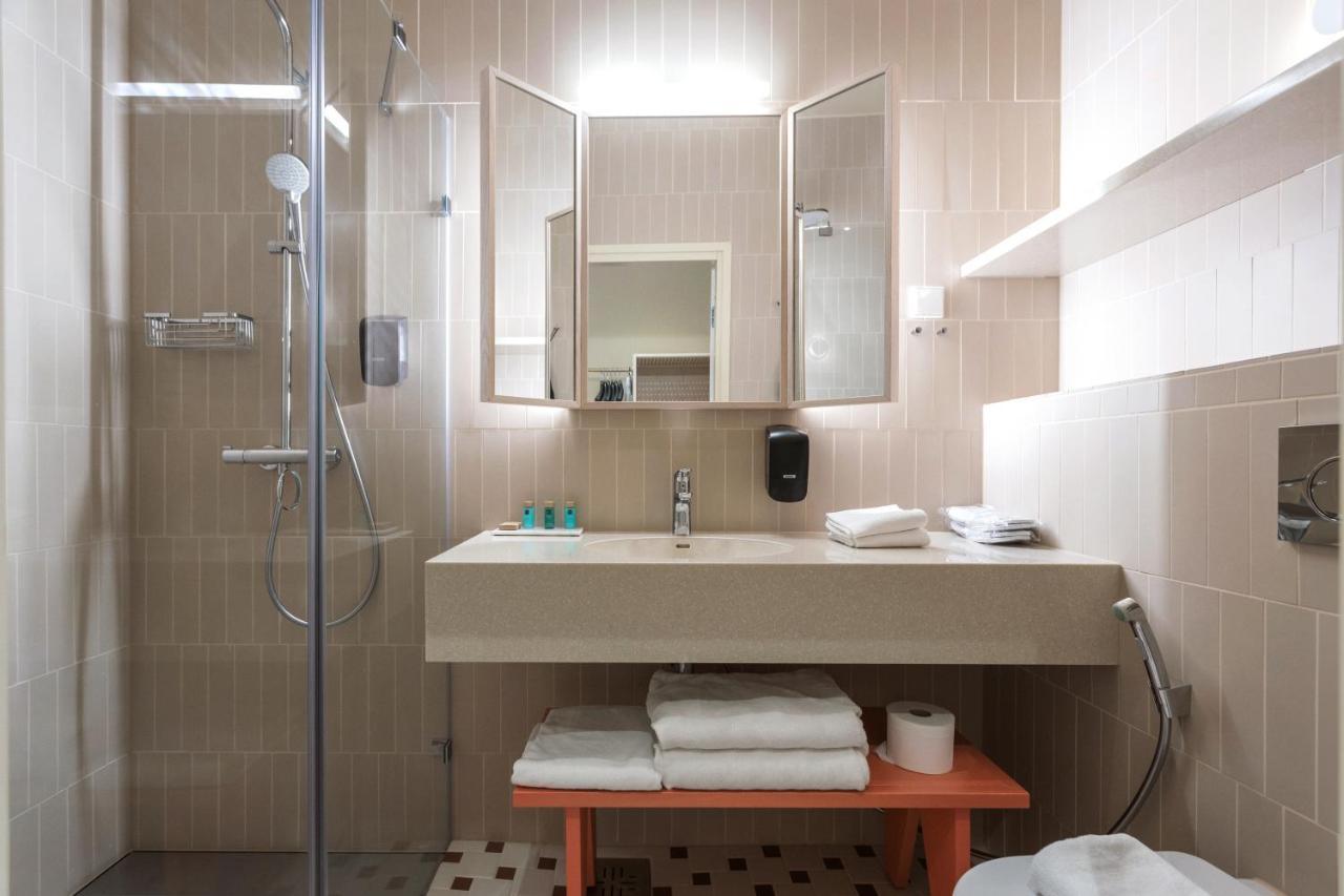 Hotel Club Tampereen Kehraeaemoe