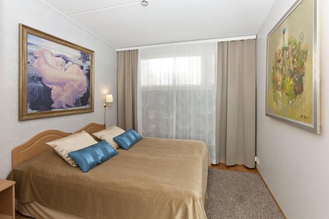 Club Tampereen Kehraeaemoe Hotel