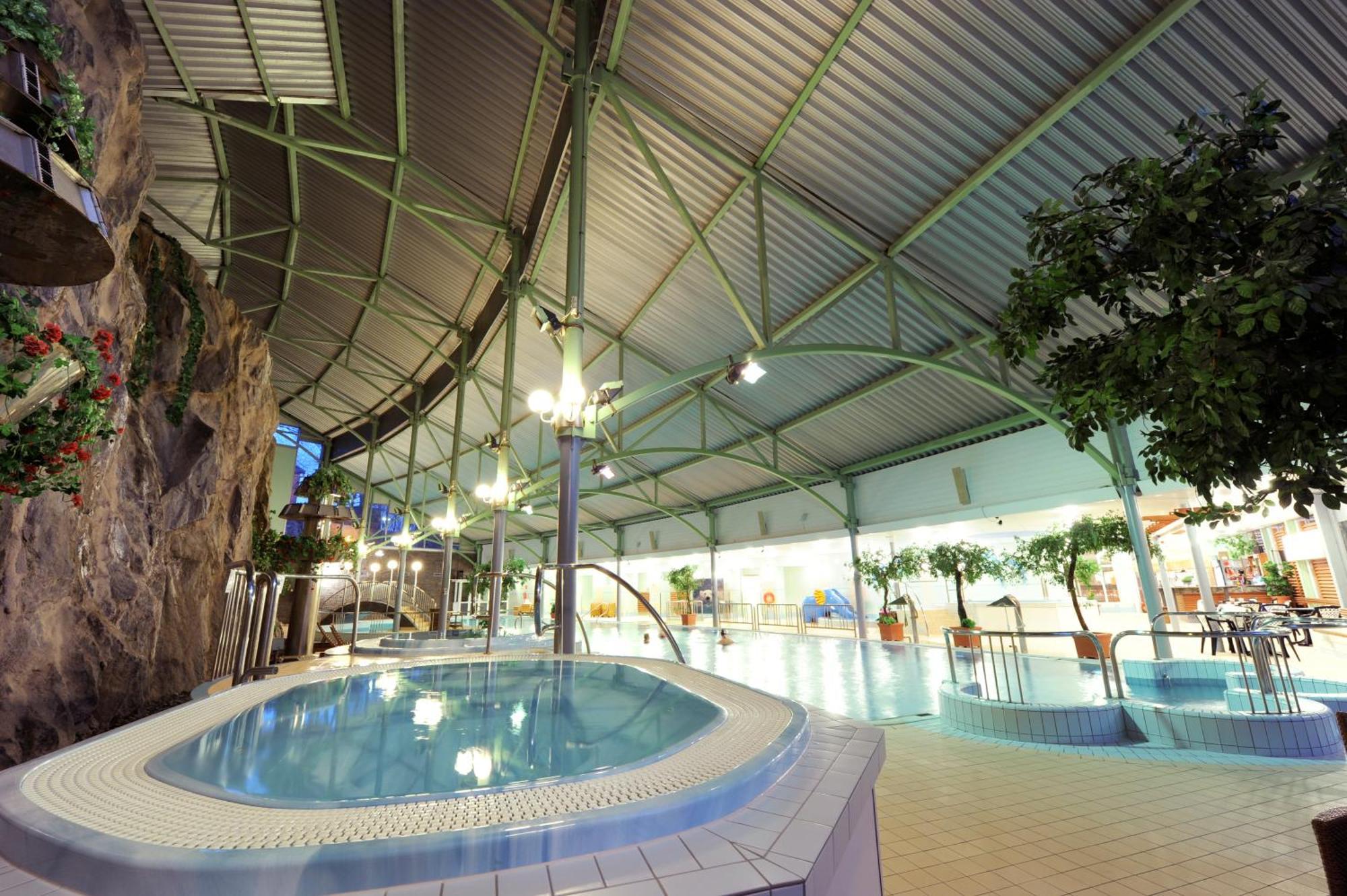 Hotel Club Tampereen Kehraeaemoe 4*