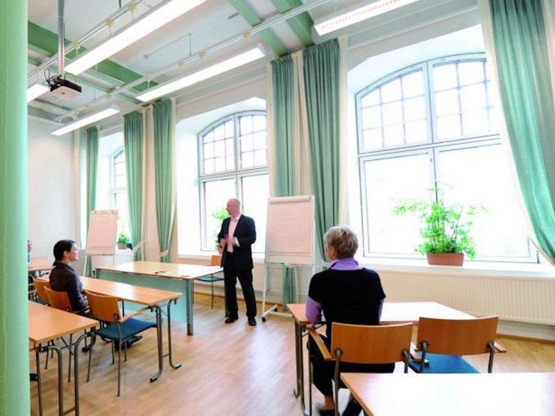 Hotel Club Tampereen Kehraeaemoe
