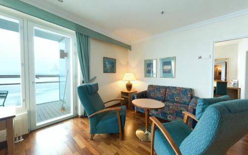 Hotel Club Tampereen Kehraeaemoe 4*